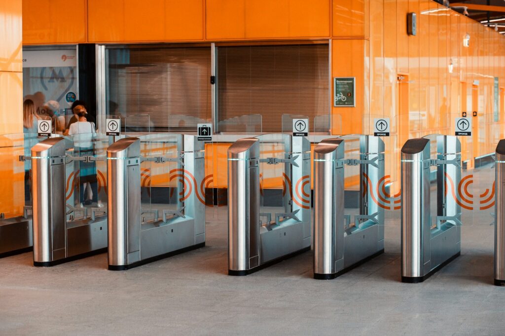 比較日本的suica卡與pasmo卡 stainless steel french refrigerator in room