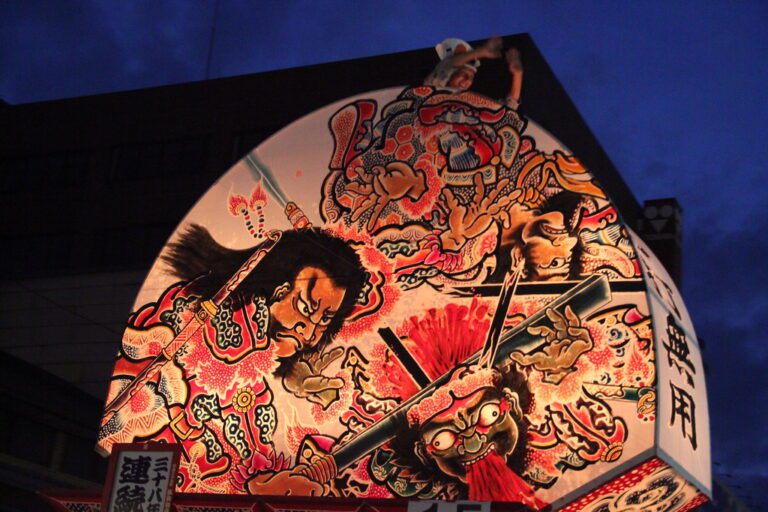 弘前的睡魔祭 Hirosaki Neputa
